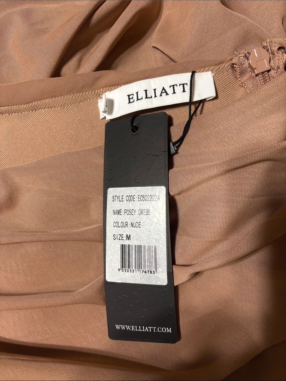 Elliatt one shoulder ruched Posey dress. Fully lined. NWT - Picture 7 of 7